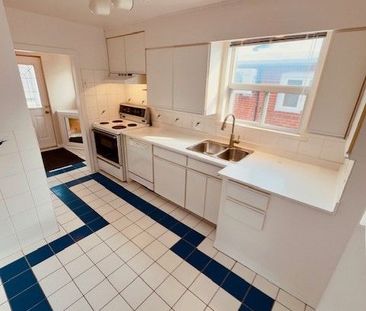 For Lease - 110 Cedarcrest Boulevard Unit# Main, Toronto, Ontario - Photo 3