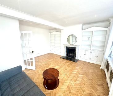 2 Bed Flat, Kensington Church Street, W8 - Photo 1