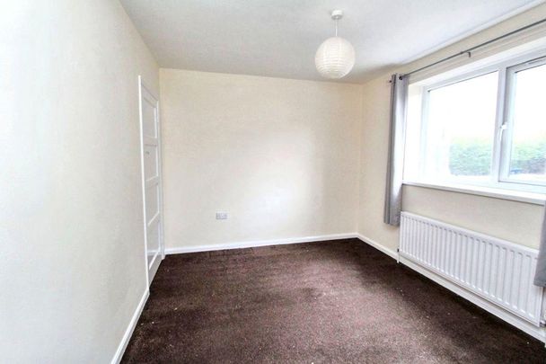 2 bed upper flat to rent in NE5 - Photo 1