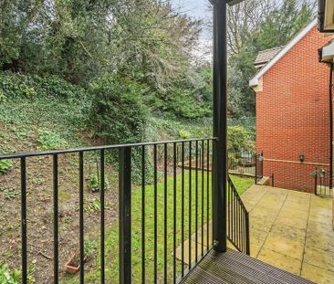 2 bedroom flat to rent - Photo 4