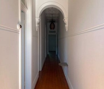 Sydenham - Photo 3