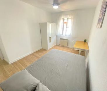 Calle Francisco Ordez, Madrid, Community of Madrid 28021 - Photo 4