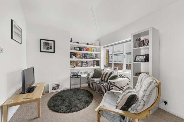 Wadeson Street, Bethnal Green, E2 - Photo 1