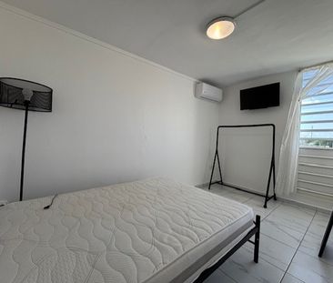 Location Appartement 5 pièces 65m² LES ABYMES 97139 - Photo 5