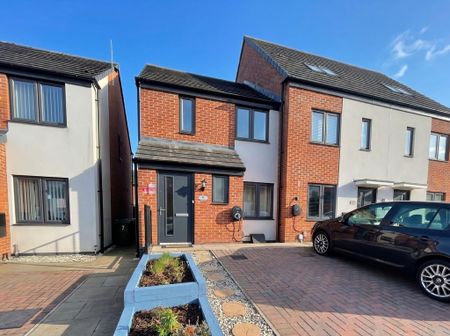 2 bedroom end of terrace house to rent - Photo 2