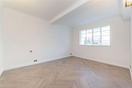 2 bedroom flat in Kensington - Photo 3