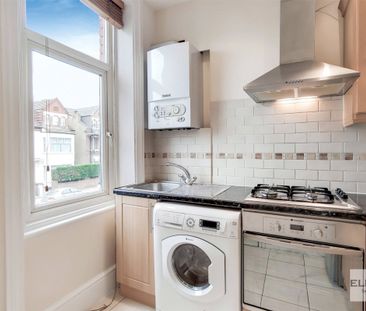 Chichele Road, NW2, London - Photo 6