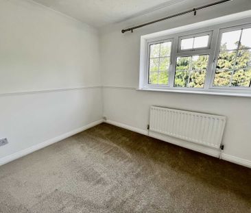 Redwood Grove, Havant - Photo 5