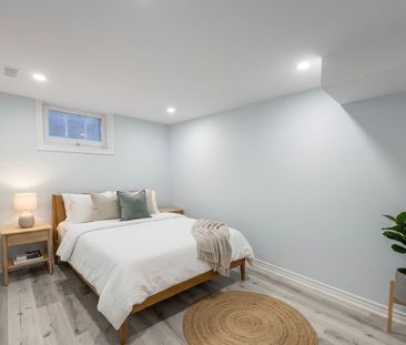 For Lease - 15 Haida Drive, Aurora, Ontario - Photo 1
