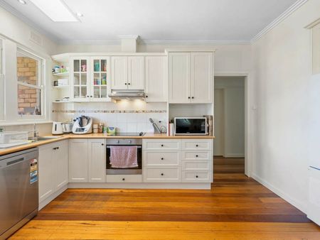 Charming Home with Flexible Living & Bayside Convenience - Photo 2