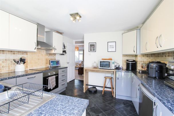 Rogers Close, Elsworth - Photo 1