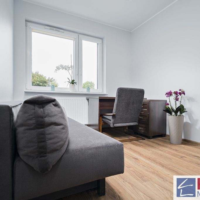 Niebuszewo, ul. Majora Władysława Raginisa - Zdjęcie 1