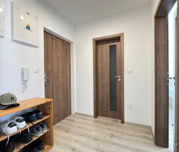Zariadený 2 izbový byt v centre BA, pet friendly - Photo 1