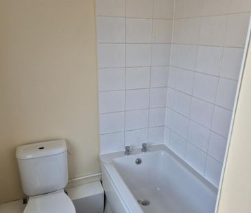 1 bedroom end of terrace house to rent - Photo 5