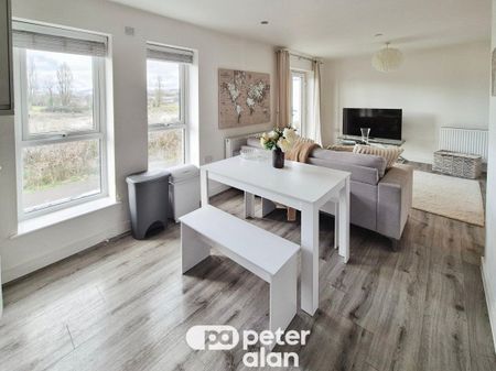 Riverbank Avenue, NEWPORT - Photo 2