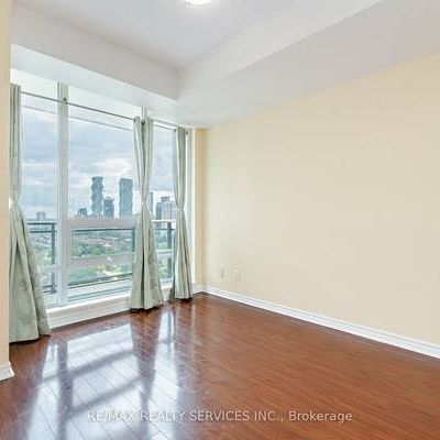 Burnhamthorpe/Hurontario Stunning 1Bdrm +Den Flr To Ceiling Windows - Photo 4