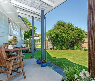 Family home is well established Ida Road - Photo 3