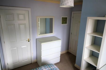 3 bedroom private hall to rent - Photo 4