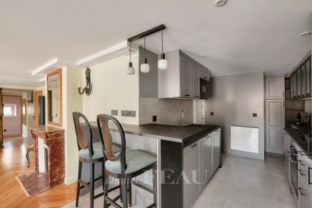 Appartement meublé en plein cœur du Vieux Versailles – 83 m² de charme et d'histoire - Photo 2