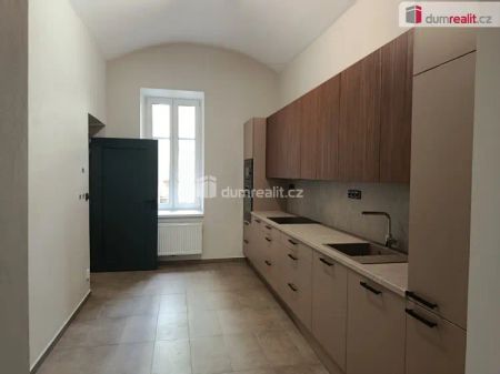 Velmi hezký byt 1+1 po rekonstrukci, Praha 5 – Smíchov - Photo 4