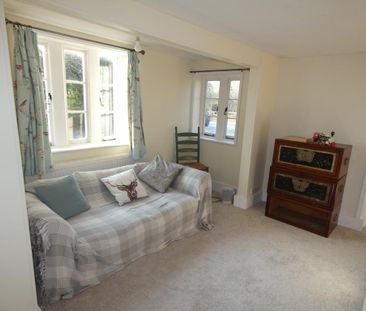 4 bedroom detached house to rent - Photo 2