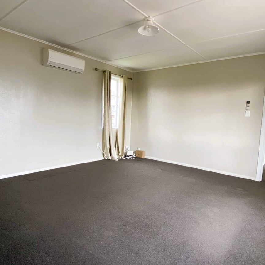 89 Silverdale Road - Photo 1