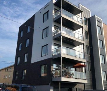 2 CH - 1 SDB - Québec - $1,660 /mo - Photo 1