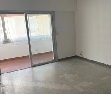 Location Appartement 1 pièce 22m² CANNES 06400 - Photo 4