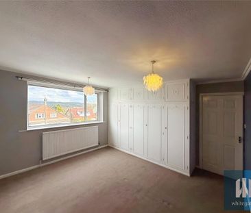 4 bedroom detached house to rent - Photo 3