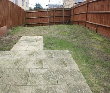 4 bedroom townhouse to rent - Photo 5