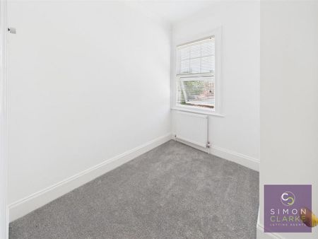 2 bedroom semi-detached house to rent - Photo 4