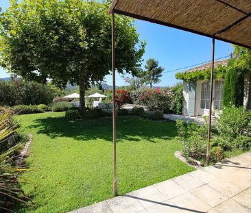 Propriété avec vue , 6 chambres, village de Saint Rémy de Provence à pied, à louer - Photo 5