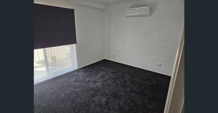 Bright, Fresh & Perfectly Positioned! - Photo 3