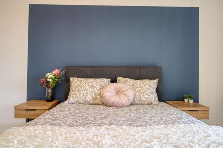 Travis #2 - Comfortable Coliving in Lausanne with Your Own Private Balcony - Photo 2