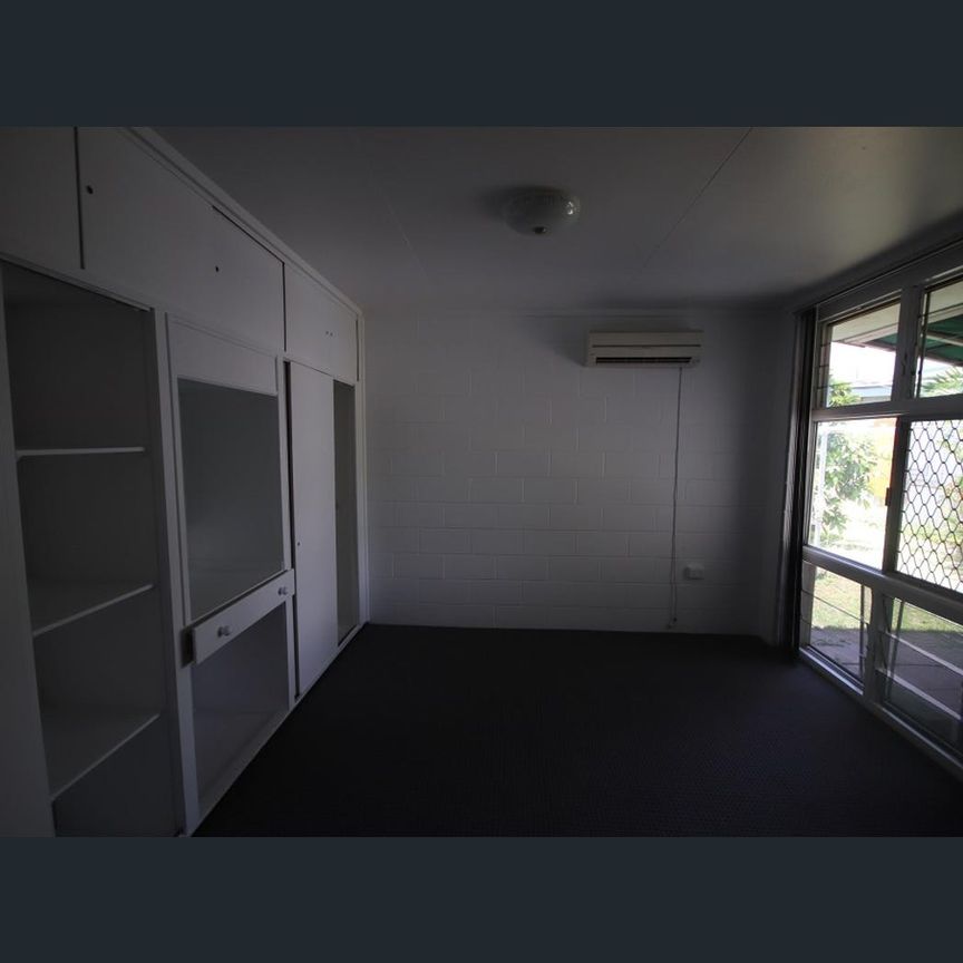 1/38 Meenan Street, Garbutt, Qld 4814 - Photo 1