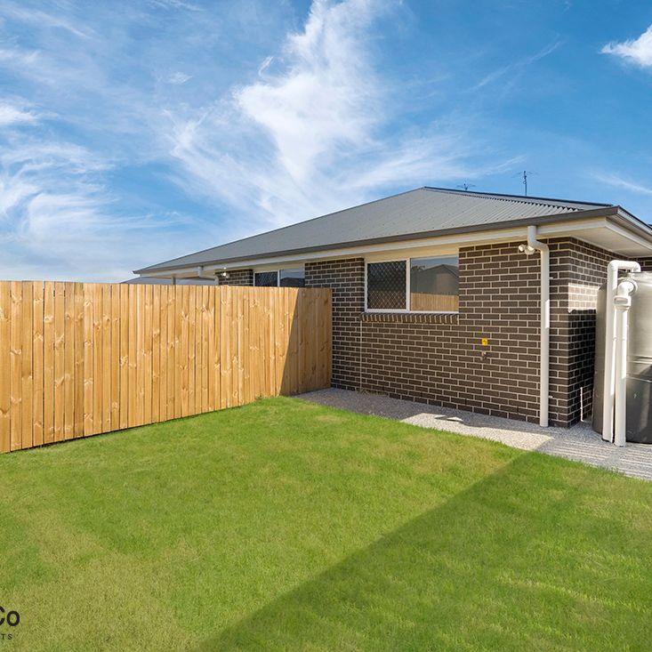 Modern 2 Bedroom Home - With Ducted Air-Con! - Photo 1