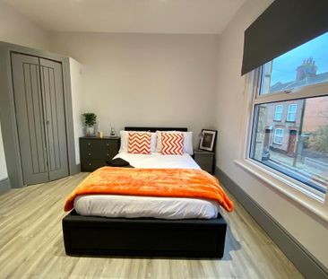 Room in a Shared House, Cambridge Street, LU1 - Photo 2