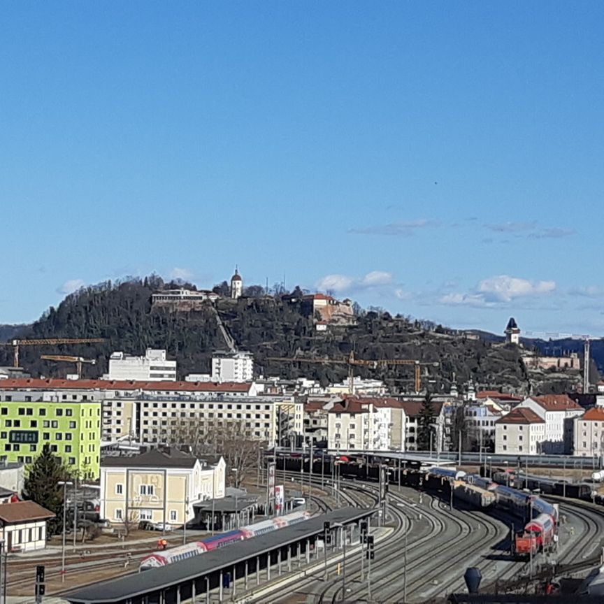SONNIGE 2-ZIMMERWOHNUNG IN REININGHAUS MIT TOPAUSSTATTUNG + BALKON JETZT MIT AKTION 1.MONAT MIETFREI - Photo 1