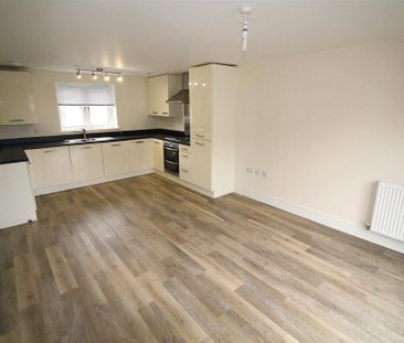 2 bedroom apartment to rent - Photo 2