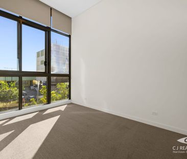 2 Bedroom apartment available for lease - Photo 2