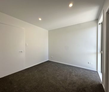 Newly built 3-Bedroom Townhouse in Naenae - Photo 2