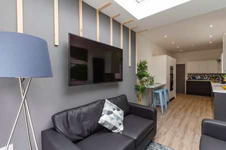 Spitalfield #53 - Photo 3