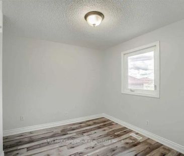 6 WILDERCROFT AVENUE - Photo 3