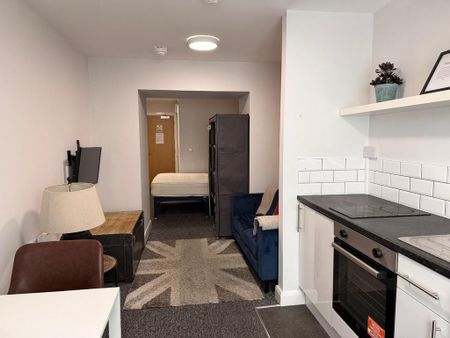 Studio to rent - Photo 3