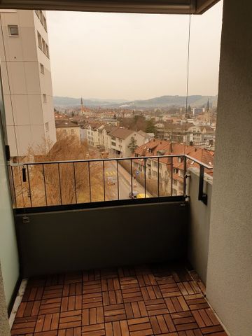 Zentral gelegene Wohnung mit Westbalkon - Photo 2