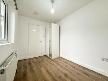 5 bedroom terraced house to rent - Photo 5