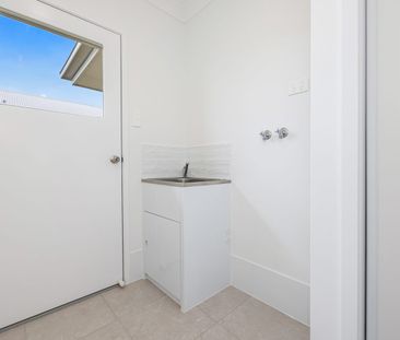 Brand New Home - 4 Bedroom + Two Living Rooms - Photo 6