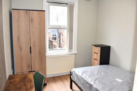 5 bedroom terraced house to rent - Photo 5