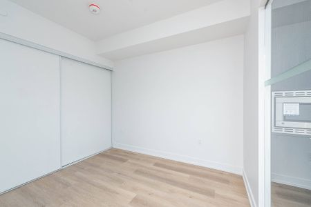 For Lease - 1 JARVIS Street Unit# 1305, Hamilton, Ontario - Photo 4