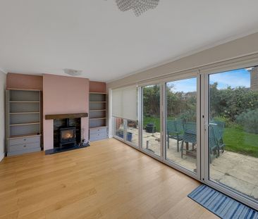 This property in Harston offers a spacious open-plan living and din... - Photo 1